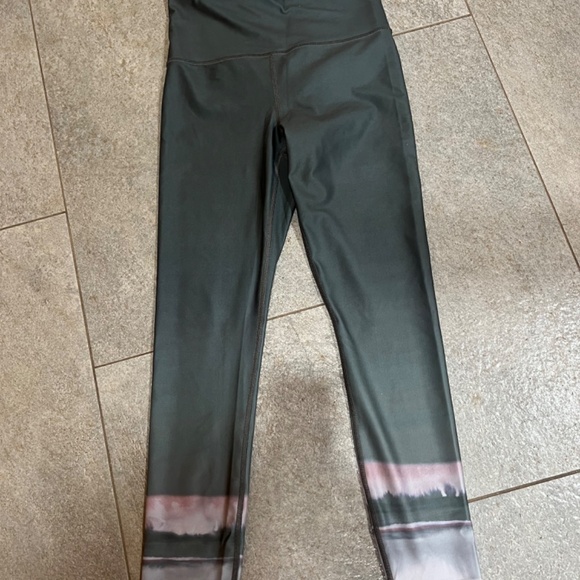 Legging - Picture 2 of 2